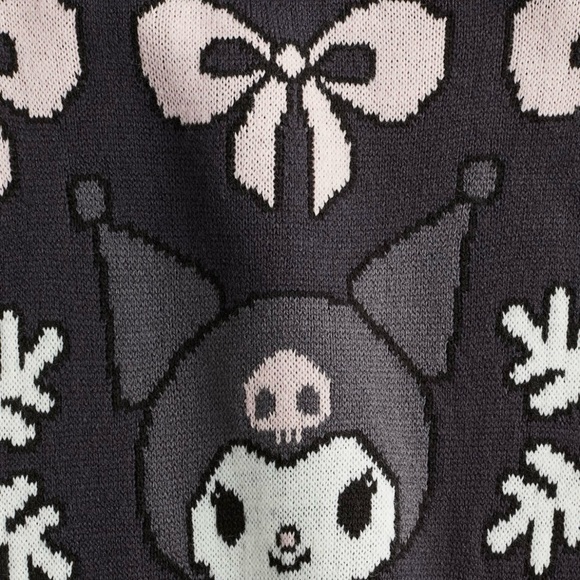 H&M Black Crew Neck Sweater with Gothic Pattern - Picture 2 of 4